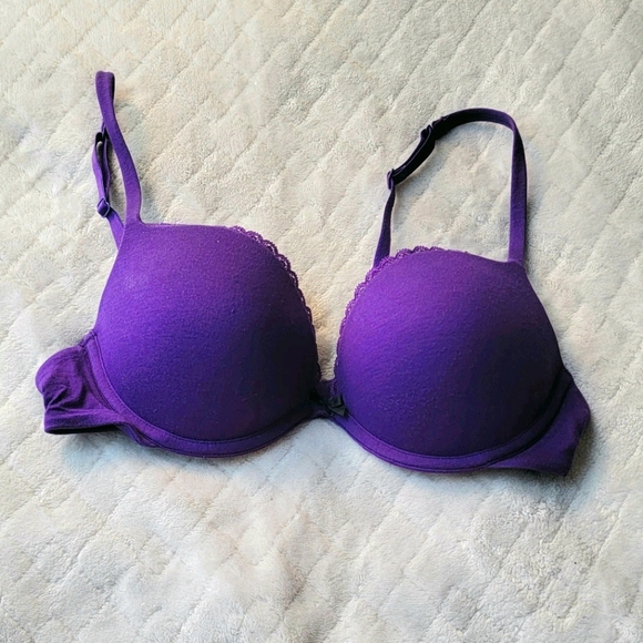 💗 3 for $20 - La Senza purple push up bra 34B